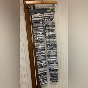 NIKE Women's Pro Fit Warm 8 Bit Tights Leggings Gray & Black Aztec Size XS